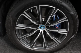 BMW X5 BMW X5 xDrive45e M Sport High Executive 394pk | Lederen Bekleding | Schuif-Panorama dak | Navigatie | Lichtmetalen velgen 20