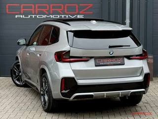 BMW X1 BMW X1 xDrive30e M Sport Pano - afbeelding nr 3