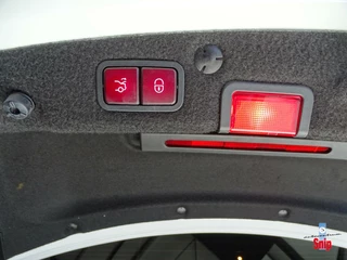 Mercedes-Benz C-Klasse Mercedes C-klasse 400 4MATIC Prestige AMG Line - afbeelding nr 25