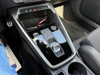 Audi A3 Audi A3 Sportback 30 TFSI S line edition BLACK OPTIC AUTOMAAT - afbeelding nr 38