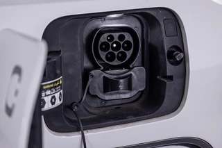 Kia e-Soul Kia e-Soul DynamicPlusLine 64 kWh | NAVI | ECC | PDC - afbeelding nr 25