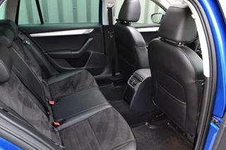 Škoda Octavia Škoda Octavia Combi 1.0 TSI DSG Greentech Pano/Camera/Leer/LED - afbeelding nr 14