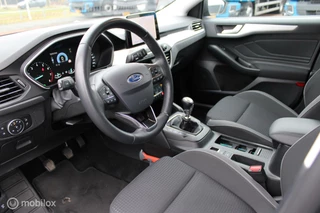 Ford Focus Ford Focus Wagon 1.0 EcoBoost Trend Edition Business, Donkerglas, Stoel-stuurverwarming, Pdc voor + achter, Clima, Navi, Cruise, App connect. - afbeelding nr 2