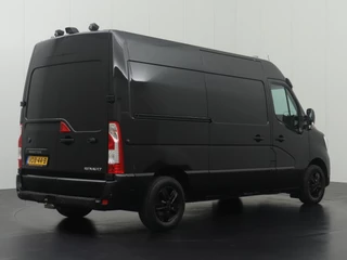 Renault Master Renault Master 2.3DCi 150PK L2H2 Special Edition | Navigatie | Camera | Leder | Oprijplaat | Airco | Cruise | Trekhaak | Zonneklep - afbeelding nr 2
