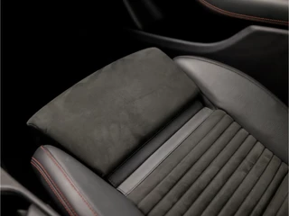 Mercedes-Benz B-Klasse Automaat (PANORAMADAK, GROOT NAVI, SFEERVERLICHTING, RODE GORDELS, LEDER/ALCANTARA, SPORTSTOELEN, GETINT GLAS, TREKHAAK, NIEUWSTAAT) - afbeelding nr 29