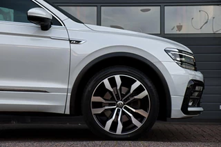 Volkswagen Tiguan Volkswagen Tiguan 2.0 TSI 4Motion 3x R-Line 220PK /LED/PANODAK/360 CAMERA/DYNAUDIO/KEYLESS/HUD/STOELVERW./TREKHAAK! - afbeelding nr 27