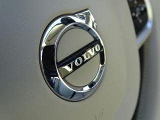 Volvo XC60 Volvo XC60 T8 408PK TE AWD Inscription / R-Design / LED - afbeelding nr 19