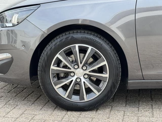 Peugeot 308 Peugeot 308 SW 1.2 PureTech Allure Leder/alcantara Led koplampen Camera Cruise Navigatie - afbeelding nr 13