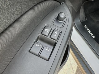 Suzuki Vitara Suzuki Vitara 1.6 Comfort Airco Bluetooth Trekhaak NAP - afbeelding nr 27