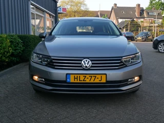 Volkswagen Passat - afbeelding nr 2
