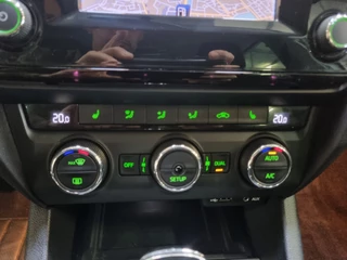 Škoda Octavia Škoda Octavia Combi 1.2 TSI Greentech Elegance Businessline ✅7-TRAPS DSG ✅COMPLETE AUTO!! - afbeelding nr 32