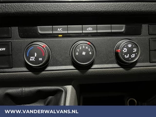 Volkswagen Crafter Volkswagen Crafter 2.0 TDI 140 pk L3H3 L2H2 Euro6 Airco | PDC | 3000kg trekvermogen | Apple Carplay Android Auto, Parkeersensoren, Bijrijdersbank, zilver - afbeelding nr 7
