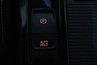 Kia ProCeed Kia ProCeed 1.4 T-GDI GT-Line (PANORAMADAK, STOEL-/STUURVERWARMING, CAMERA, CARPLAY, LED) - afbeelding nr 17