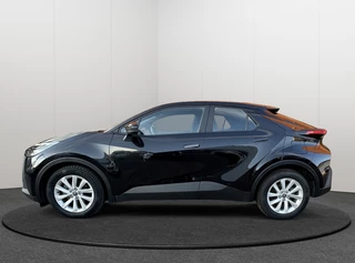 Toyota C-HR Toyota C-HR 1.8 Hybrid 140 Busines: Strak, Slim & Hybride - afbeelding nr 33
