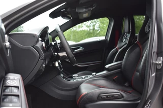 Mercedes-Benz A-Klasse Mercedes-Benz A-klasse AMG 45 4MATIC Dynamic Pakket Race H&K Memory Magno 19