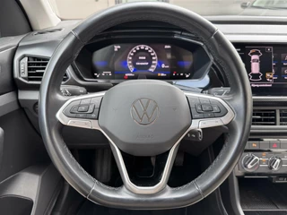 Volkswagen T-Cross Volkswagen T-Cross 1.0 TSI Go Camera | Carplay | Nette auto! - afbeelding nr 35