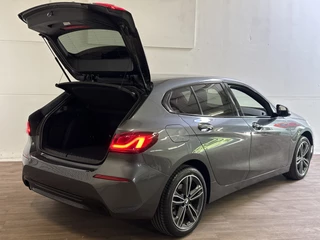 BMW 1 Serie BMW 1 Serie 118IA 140PK HIGH EXECUTIVE SPORT/NAVI/LED/CARPLAY - afbeelding nr 12