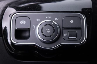 Mercedes-Benz A-Klasse Mercedes-Benz A-Klasse 160 Advantage *sportstoelen* lm velgen! - afbeelding nr 9