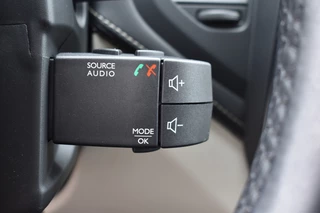 Renault Captur Automaat leer Navi 11000 km - afbeelding nr 18