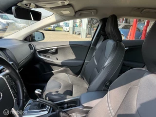 Volvo V40 VOLVO V40 T2 2.0 122 PK NORDIC PLUS 12 MND BOVAG RIJKLAAR PRIJS - afbeelding nr 10
