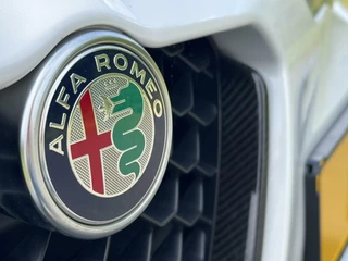 Alfa Romeo Giulia Alfa Romeo Giulia 2.0 T Veloce Q4 280pk, My21, Parelmoer! - afbeelding nr 15