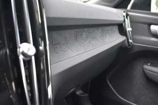 Volvo XC40 Volvo XC40 Recharge Core 231/70kWh | Climate | 19'' All Season | Warmtepomp - afbeelding nr 25