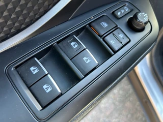 Toyota C-HR Toyota C-HR 1.2 DYNAMIC AUTOMAAT TREKHAAK/NAVIGATIE/CRUISE/ENZ. - afbeelding nr 21