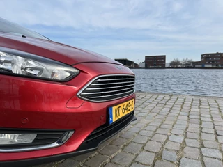 Ford Focus navigatie airco/ecc apk - afbeelding nr 29