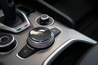 Alfa Romeo Giulia Alfa Romeo Giulia 2.0T Sprint | Veoce pack | | Panorama dak | | Schakel flippers | - afbeelding nr 39