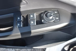 Ford Focus Ford Focus 1.0 EcoBoost Titanium X Business , ST LINE ,PANORAMAK,BOEKJE,NAP EN ONDERHOUDSHISTORIE - afbeelding nr 25