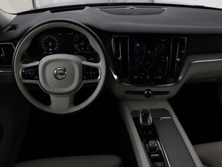 Volvo V60 Volvo V60 2.0 B4 Inscription | Panoramadak | Trekhaak |  Leder | Stoel & stuurverwarming | Head-Up | Adaptive cruise | Harman/Kardon | 360 camera | Carplay | Navigatie | Memory | Full LED | Keyless - afbeelding nr 3