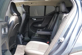 Volvo XC40 Volvo XC40 1.5 T5 Twin Engine Inscription - Panoramisch schuif/kanteldak - Stoelverwarming - Parkeercamera - Standkachel met timer - Adaptieve cruise control met BLIS - Elektrisch verstelbare stoelen - afbeelding nr 14
