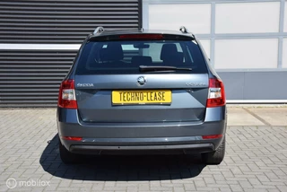 Škoda Octavia Skoda Octavia Combi 1.0 TSI Greentech Business Edition Trekhaak, DAB+,  Apple Carplay/Android auto - afbeelding nr 7