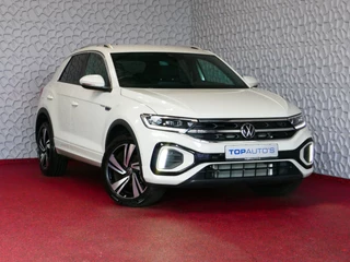 Volkswagen T-Roc Volkswagen T-Roc 1.5 TSI 150PK R-LINE EVO IQ LIGHT ALCANTARA ELEK.KLEP CARPLAY STOEL/STUUR VERW. 18