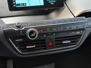 BMW i3 BMW i3 S 120AH 42KWH | WARMTEPOMP | NAVIGATIE PROFF. | CAMERA | - afbeelding nr 18