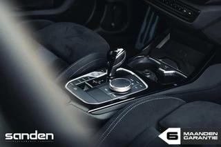 BMW 1 Serie BMW 1-serie M135i xDrive|individual color|H&R|gele DRL|concaver - afbeelding nr 37