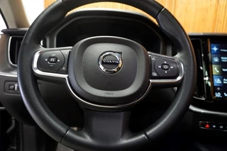 Volvo XC60 Volvo XC60 2.0 T8 TWIN ENGINE AWD INSCRIPTION AUTOMAAT/ PANODAK - afbeelding nr 19