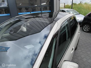 Citroën C4 Picasso Citroen C4 Picasso 1.2 PureTech Feel UNIEK! 37dkm!! Vol opties! - afbeelding nr 13
