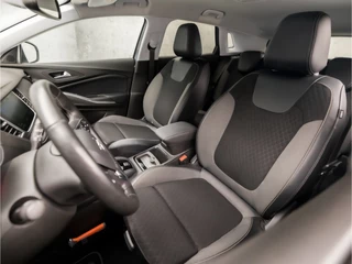 Opel Grandland X Opel Grandland X 1.2 Turbo Business+ (APPLE CARPLAY, GROOT NAVI, STUUR/STOELVERWARMING, LEDER, SPORTSTOELEN, GETINT GLAS, DAB+, LANE ASSIST, NIEUWE APK, NIEUWSTAAT) - afbeelding nr 14
