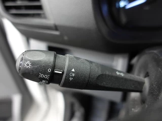 Opel Vivaro Opel Vivaro Combi 1.5 CDTI L2H1 Cruise Control  Parkeersensoren Achter  Bluetooth Airco Voor en Achter  Schuifdeur Rechts en Links - afbeelding nr 13