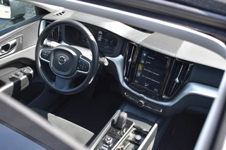 Volvo XC60 Volvo XC60 2.0 T8 TE AWD / EL. A-KLEP / P.DAK / ADAP. CRUISE - afbeelding nr 25