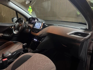 Peugeot 2008 Peugeot 2008 1.2 PureTech Allure - afbeelding nr 12