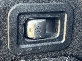 Mercedes-Benz C-Klasse Mercedes-Benz C-klasse 350 e Lease Edition Cruise control Climate control Burmester audio Luchtvering Achteruitrijcamera - afbeelding nr 20
