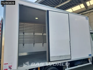 Iveco Daily Iveco Daily 35C14 Vriezer Koelwagen Laadklep Zijdeur Dubbellucht Thermo King V-300 MAX Airco Cruise Vries Vriezer Koel Koeler Kühl Kühlwagen Frigo Airco Cruise control - afbeelding nr 7