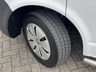 Volkswagen Transporter Volkswagen Transporter 2.0 TDI L2H1 28 Comfortline Navigatie Trekhaak Carplay Cruise Airco Lat om lat 4 Seizoenen banden - afbeelding nr 14