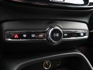 Volvo XC40 Volvo XC40 T4 PLUG-IN HYBRID CORE BRIGHT CAMERA PARK ASSIST V+A NAVI - afbeelding nr 23