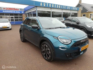 Fiat 600 Fiat 600 1.2 Hybrid 100 La Prima - afbeelding nr 1