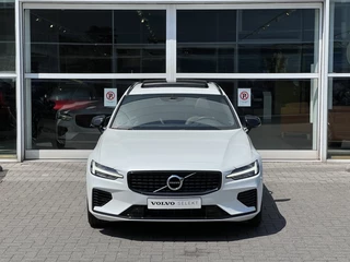 Volvo V60 Volvo V60 T6 398PK Recharge R-Design| Panodak| Adap.Cruise| Trekhaak| AWD| - afbeelding nr 3