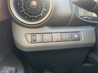 Toyota C-HR Dodenhoekdetectie, Navigatie, Parkeersensoren V + A , All-in Rijklaarprijs - afbeelding nr 27