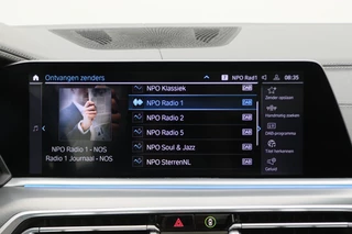 BMW X5 BMW X5 xDrive45e High Executive M-Sport Panoramadak, 360° Camera, Head-Up, H&K, ACC, Luchtvering, Trekhaak, 21